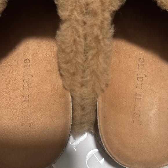 Jenni Kayne Shearling Moc Clog in Natural Neutral - Picture 2 of 4